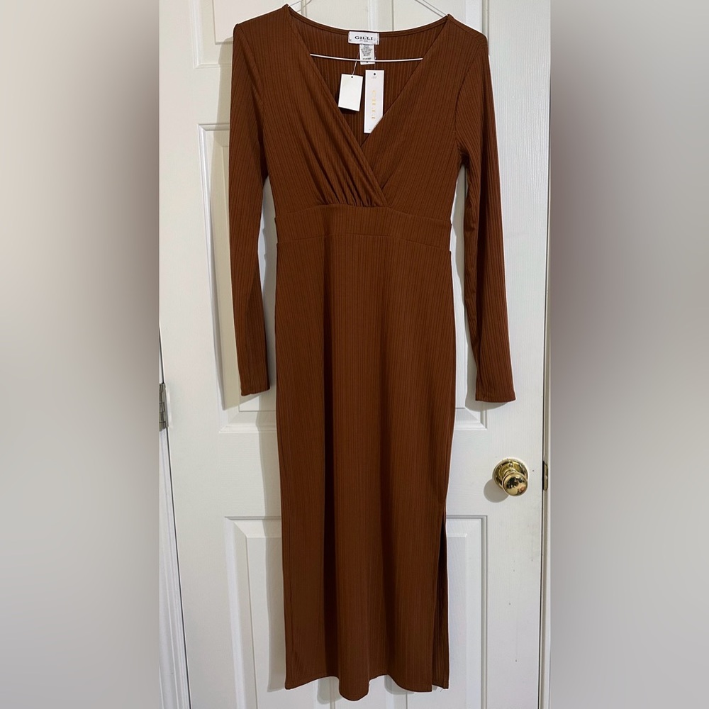 Lovely Women’s Size M Brown Dress